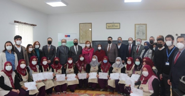 Bursa'da Yiğitali kadınları sertifikalandı