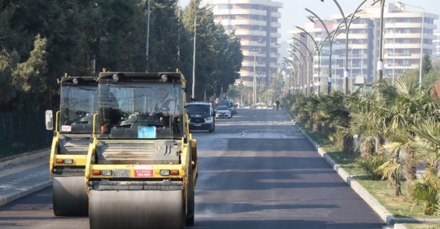 Manisa Büyükşehir'de 4 mevsim asfalt çalışması 