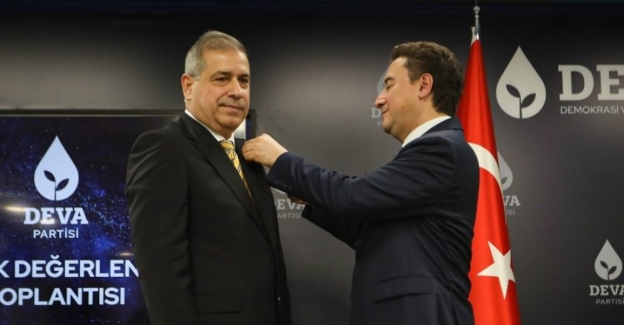 AK Partili eski milletvekili Sedat Kızılcıklı DEVA Partisi'ne geçti