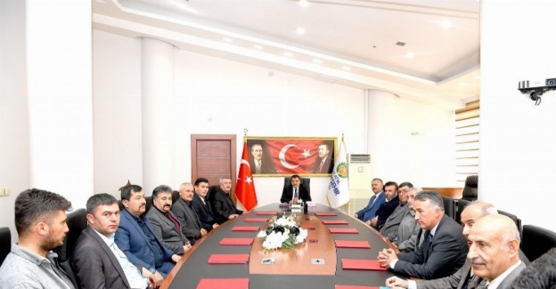 MHP Hekimhan İlçe Teşkilatından Malatya Büyükşehir'e ziyaret 