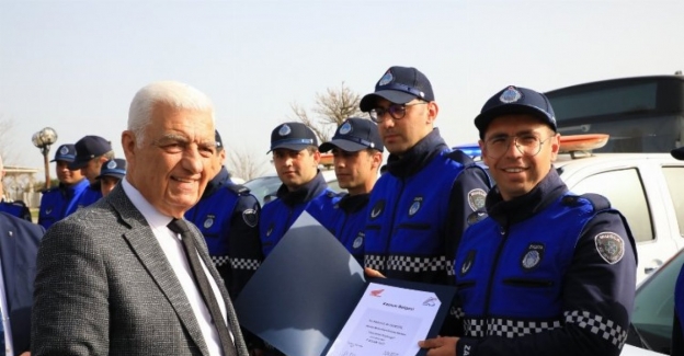 Muğla'da sürüş eğitimi alan zabıta memuruna sertifikaları verildi