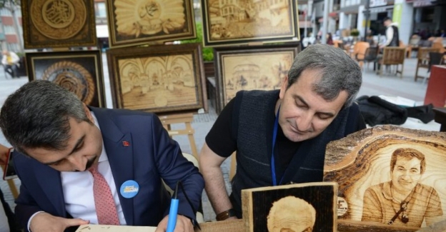 Bursa'da 600 yıllık gelenek 'Erguvan Bayramı' yaşatılıyor 