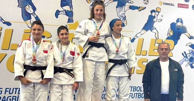 Bursa'da Osmangazili judocular adeta madalya avcısı