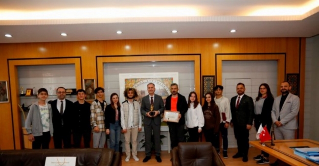 Bursa İnegöl'de Başkan Taban Halk Dansları topluluğunu ağırladı 