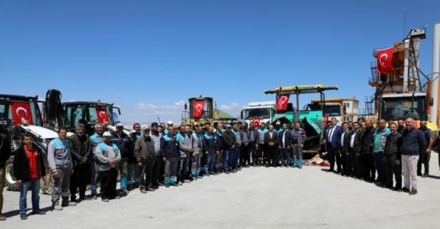 Kayseri Talas'ta asfalt sezonu açıldı 