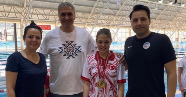 Türkiye Görme Engelliler Yüzme Şampiyonası Isparta'da yapıldı 