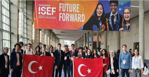 Uluslararası yarışmada liseli Türk gençlerden büyük başarı
