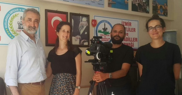 Yunan asıllı ünlü yönetmenden İzmir'de mübadillere ziyaret
