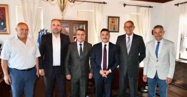 Bursa’da esnaf başkanlarından Mudanya Kaymakamı Ayhan Terzi'ye ziyaret