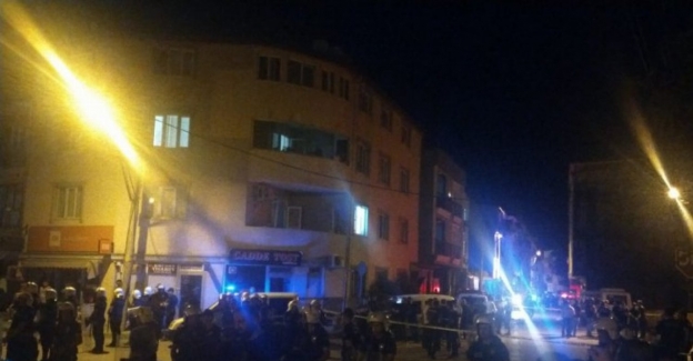 Bursa’da kız kavgasında mahalleli ayağa kalktı, silahlar konuştu!