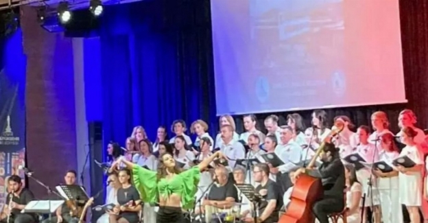 Mübadele Korosu'ndan Karşıyaka'da muhteşem konser