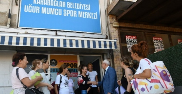 İzmir Karabağlar'da kadınlardan spor kurslarına yoğun ilgi