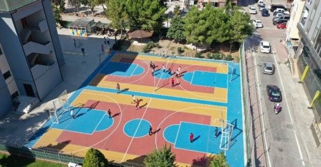 Kocaeli'de 106 okula daha basketbol ve voleybol sahası