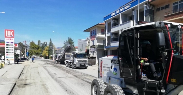 Sakarya Geyve'de Konyalı Ali Bey Caddesi yenileniyor