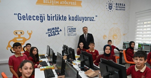 Bursa'da 'Bilişim Atölyeleri'ne devam