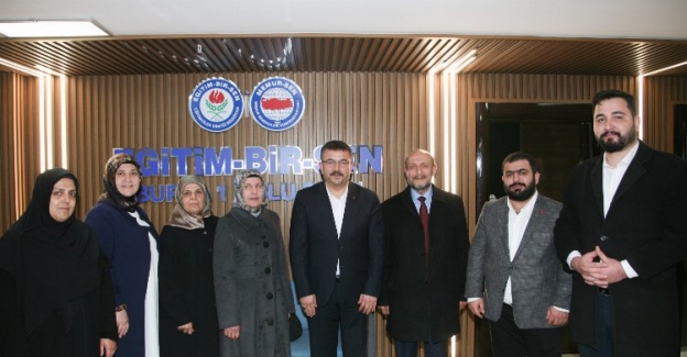 Bursa'da Saadet Partisi'nden Eğitim-Bir-Sen'e ziyaret