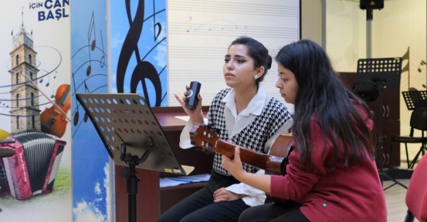 Bursa'da sokakların 'tescilli' müzisyenleri