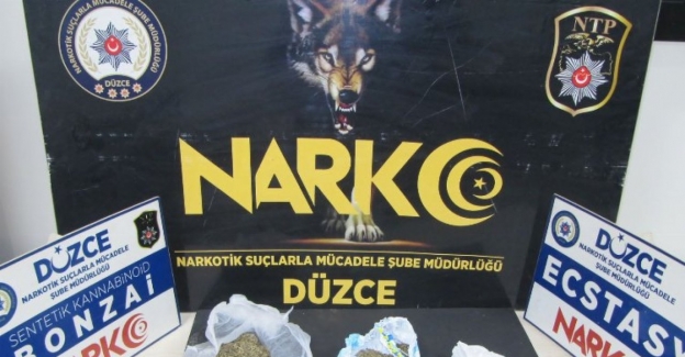 Düzce'de 3 uyuşturucu taciri yakalandı