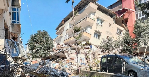 ABD'deki Türkler de bağışlarıyla depremzedelerin yanında