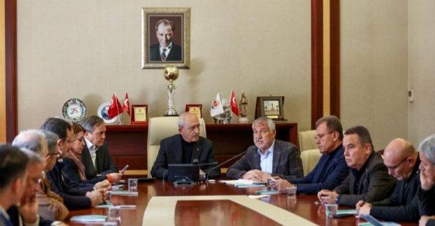 Kılıçdaroğlu, Büyükşehirli başkanlarla Hatay'da