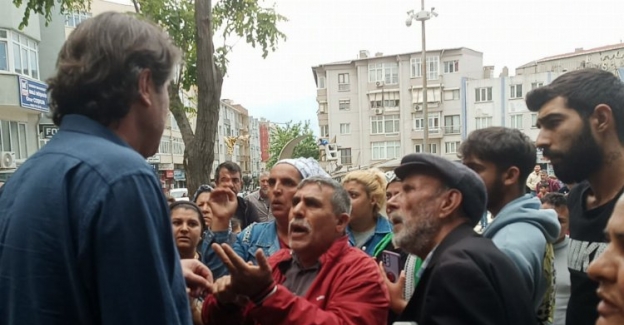 Edirne Keşan'da vatandaşlardan Emniyet önünde protesto