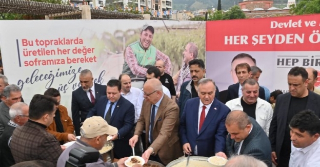 Manisa'da MHP'den 14 Mayıs için pilav hayrı