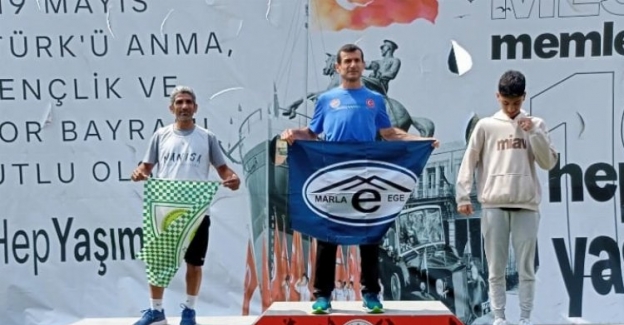 Manisalı atlet Samsun'da kürsü yaptı