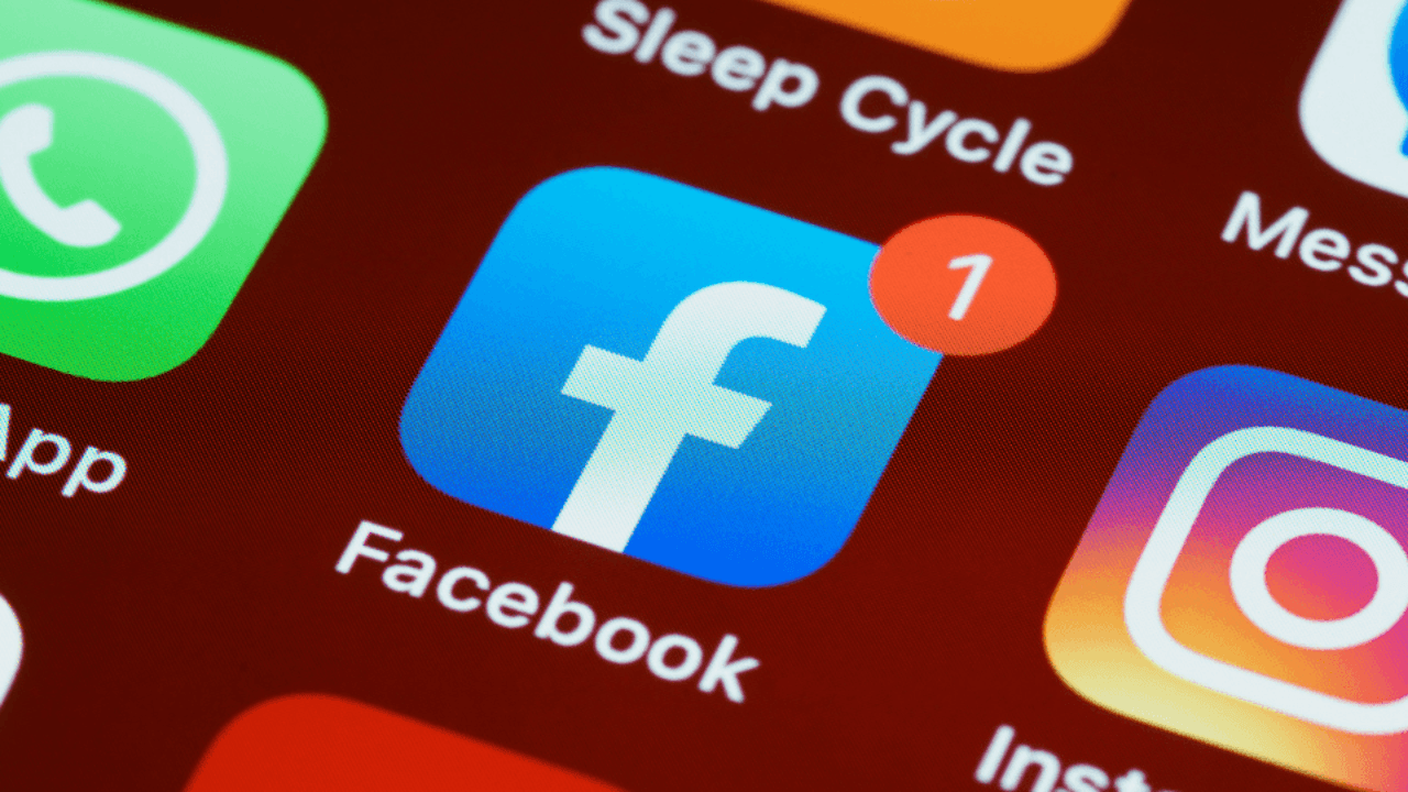 Facebook, 1 Ekim'de canlı alışveriş özelliğini kapatıyor