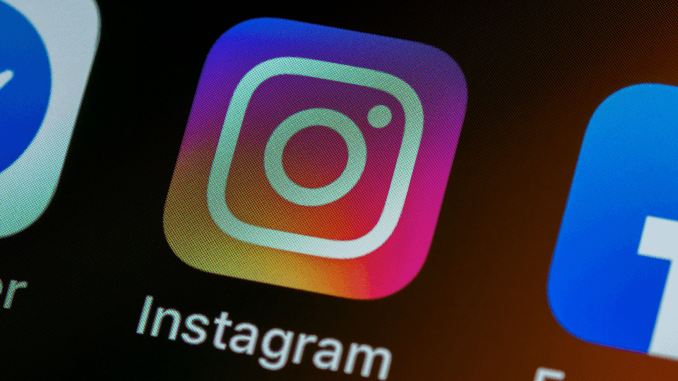 Facebook ve Instagram'ın kişisel 2021 özeti özellikleri