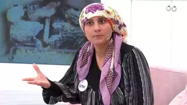 Sosyal medya Esra Erol’un programına mimikleriyle damga vuran Cemile Hanımı konuşuyor