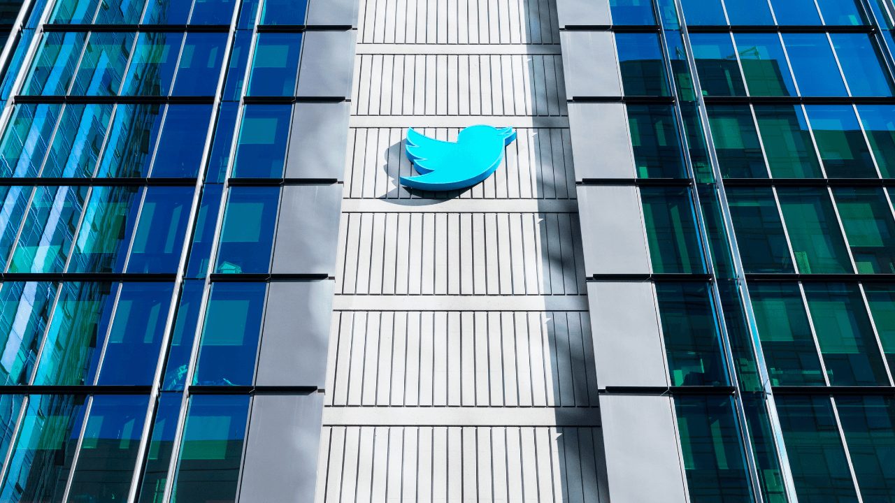 Twitter, Avrupa Birliği'nin sosyal medya politikalarına uyum konusunda görevli olan Brüksel ofisini kapattı