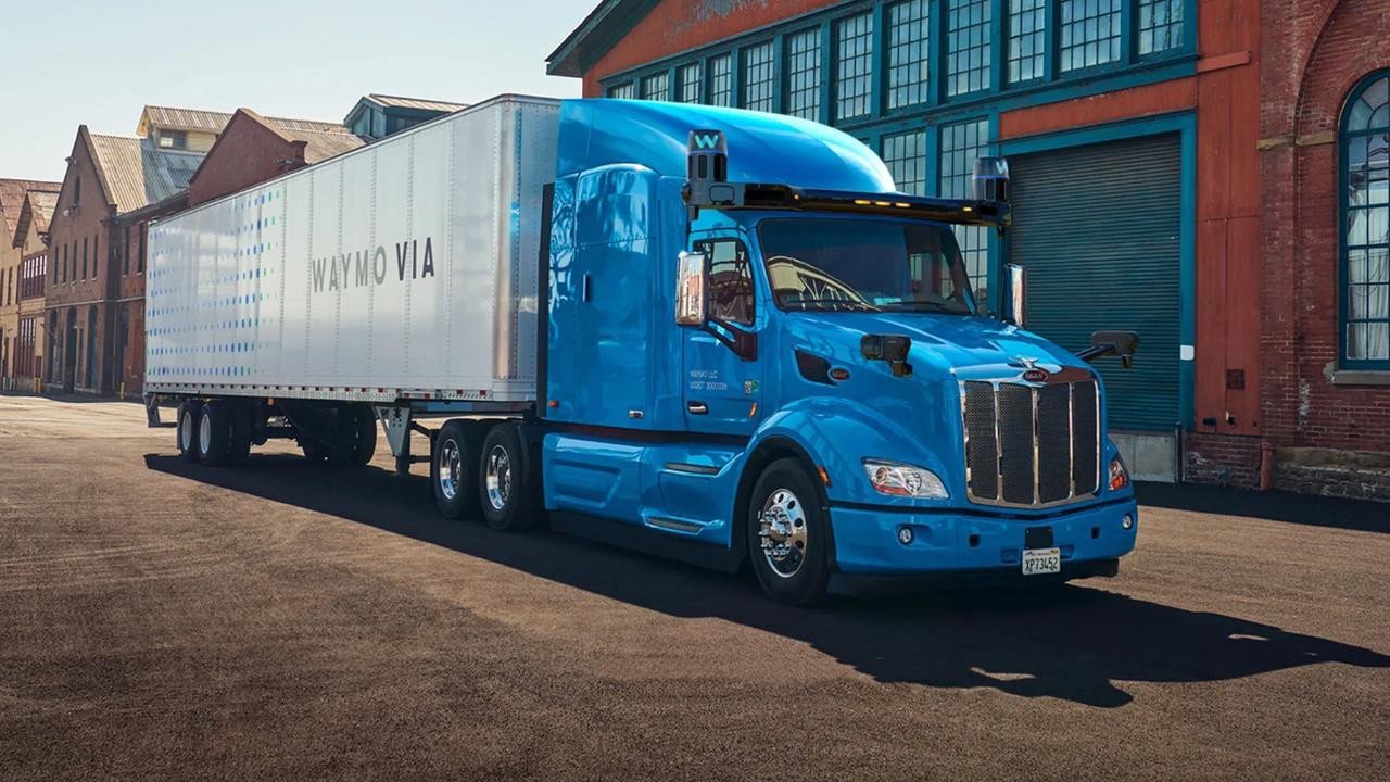 Waymo'nun otonom Sınıf 8 kamyonları UPS'in teslimatlarında kullanılacak
